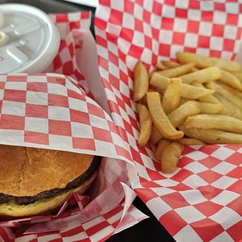 Crave Southern Palate - Cheeseburger with fries - Southern Near Me - Pfafftown, North Carolina