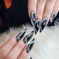DKM Nails-Bradford
