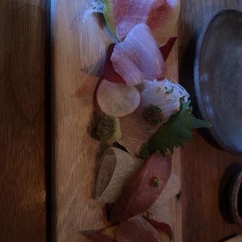 Saru Sushi Bar - Assorted Sashimi - Sushi Bars Near Me - San Francisco, California Saru Sushi Bar - Assorted Sashimi - Sushi Bars Near Me - San Francisco, California