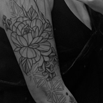Smoking Mirror Tattoo - Tattoo Near Me - Austin, Texas Smoking Mirror Tattoo - Tattoo Near Me - Austin, Texas