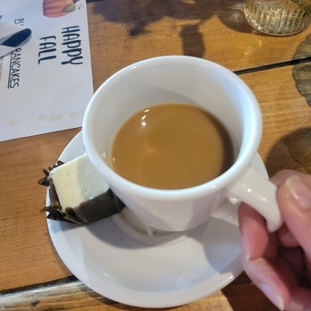 Honeybear Cafe - Coffee that taste better with hazelnut creamer with cheesecake bite - Breakfast & Brunch Near Me - Chicago, Illinois