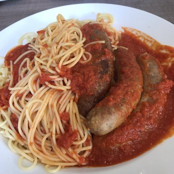 Maola's Pizza and Restaurant - Spaghetti with sausage comes with three large links - Italian Near Me - Cornelius, North Carolina