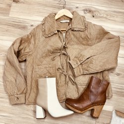 Kos - Clothes and shoes.