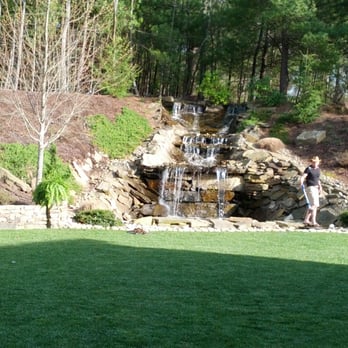 Mountain Lodge & Conference Center - The courtyard was very beautiful and peaceful - Hotels Near Me - Flat Rock, North Carolina Mountain Lodge & Conference Center - The courtyard was very beautiful and peaceful - Hotels Near Me - Flat Rock, North Carolina
