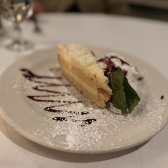 Vincenzo's Ristorante - Lemony cake - Italian Near Me - Middlesex, New Jersey Vincenzo's Ristorante - Lemony cake - Italian Near Me - Middlesex, New Jersey