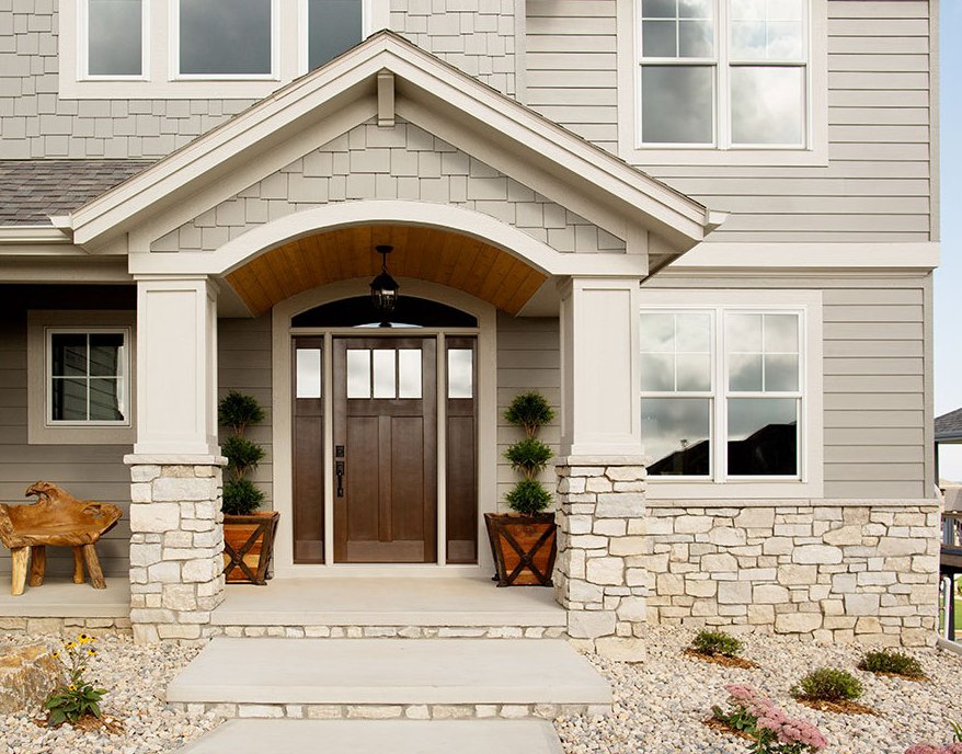 House Of Glass - Garage Door Contractor in Aberdeen, SD