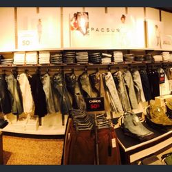 PacSun