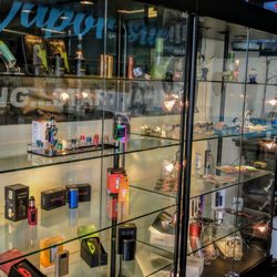 Vaporistic Brick - Excellent variety of high-end mods and tobacco water pipes.