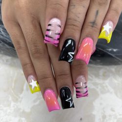 Umi Nails
