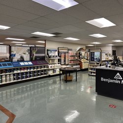 Robbins Paint & Carpet