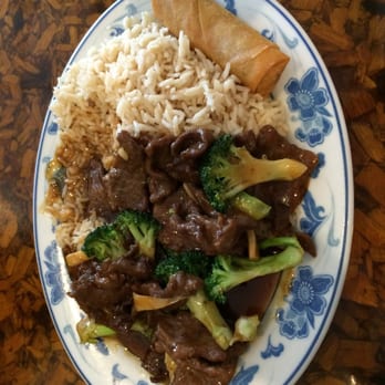 Oriental Express - Beef and broccoli - Chinese Near Me - Richardson, Texas