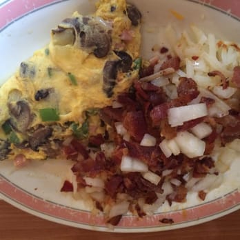 Cope's Knotty Pine Cafe - Breakfast & Brunch Near Me - Bakersfield, California