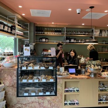 Parakeet Cafe - Brentwood - Pastry case - Breakfast & Brunch Near Me - Los Angeles, California