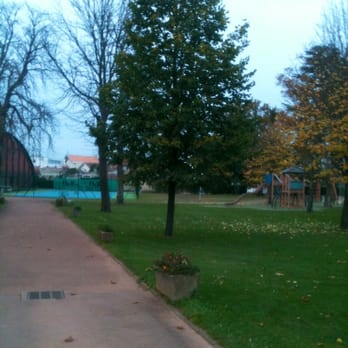 Villa Primrose - Tennis Near Me - Bordeaux, 33 Villa Primrose - Tennis Near Me - Bordeaux, 33