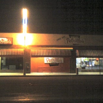 Petrillo's Pizza - Another view of the space from the street - Pizza Near Me - San Gabriel, California