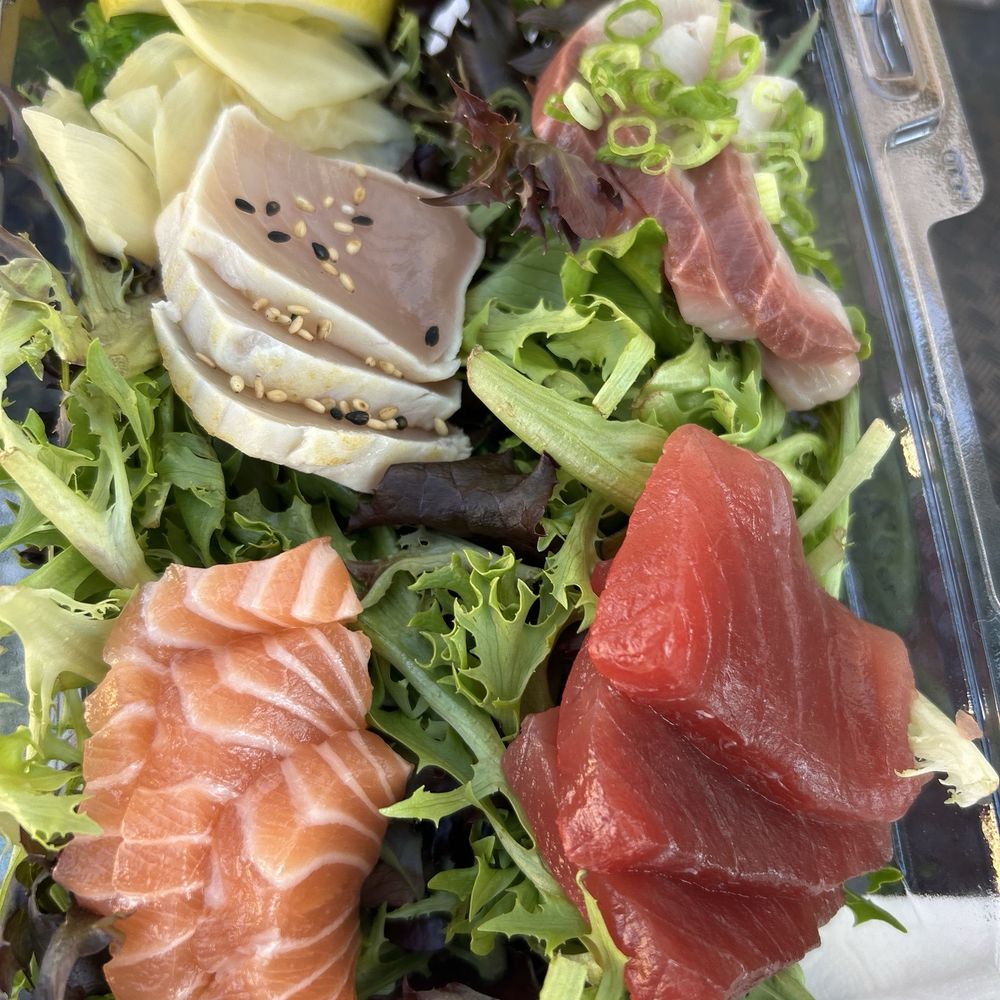 Fish & Things Poke Bar - Sashimi - Seafood Near Me - Folsom, California Fish & Things Poke Bar - Sashimi - Seafood Near Me - Folsom, California