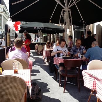 Angus Steak House - Outside dining area. - British Near Me - London, XGL Angus Steak House - Outside dining area. - British Near Me - London, XGL
