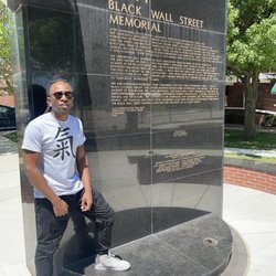 Black Wall Street Tours / Tulsa