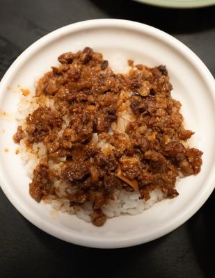 Du Hsiao Yueh Zhongxiao Branch by null