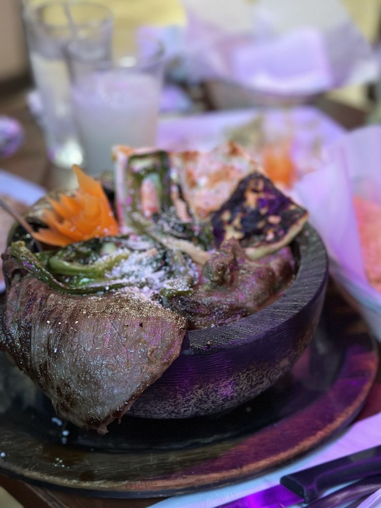 MARIACHI’S MEXICAN RESTAURANT Updated October 2024 80 Photos & 169