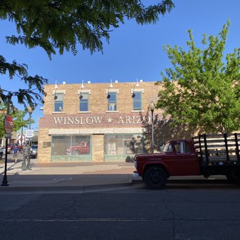 RelicRoad Brewing - Standin on the corner - Breweries Near Me - Winslow, Arizona RelicRoad Brewing - Standin on the corner - Breweries Near Me - Winslow, Arizona