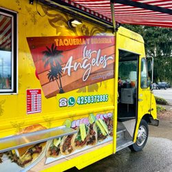 Taqueiria Y Birreira Los Angeles - Get here before everybody finds out about this place!