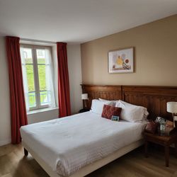 Hôtel du Tumulus - Comfortable room