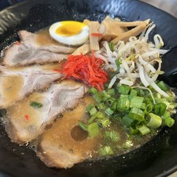 Custom port ramen bowl was superb.