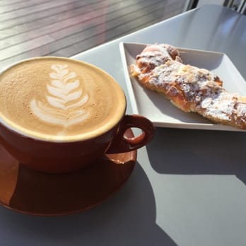 Dolcezza - Dirty chai with an almond croissant - Gelato Near Me - Fairfax, Virginia