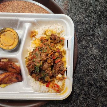 The Cuban Hut - Full plate. Oxtails 1 and 1/3rd. $20.00 - Cuban Near Me - Temecula, California The Cuban Hut - Full plate. Oxtails 1 and 1/3rd. $20.00 - Cuban Near Me - Temecula, California