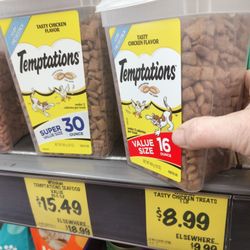 Grocery Outlet - Cat food excellent prices in comparison