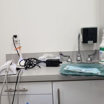 Affordable Dental - Treatment room - Cosmetic Dentists Near Me - Van Nuys, California Affordable Dental - Treatment room - Cosmetic Dentists Near Me - Van Nuys, California