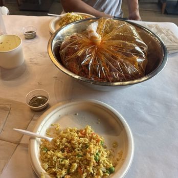 The Crawfish Hut - Egg fried rice / live crawfish - Cocktail Bars Near Me - Stanton, California The Crawfish Hut - Egg fried rice / live crawfish - Cocktail Bars Near Me - Stanton, California