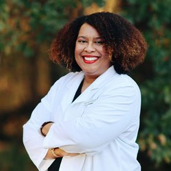 Quinn Healthcare - Kishina Sanders, Nurse Practitioner