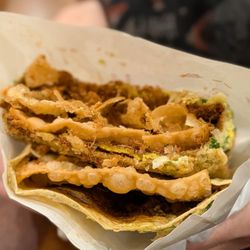 Eight Jane Food 秀八珍卤味 - The pork floss jian bing