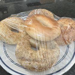 Manhattan Bistro & Bagel - Bagel (D) 6 BAGELS