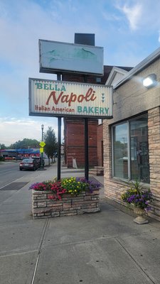 Bella-Napoli Italian Bakery by null