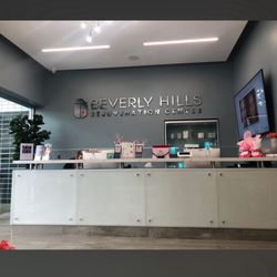 Beverly Hills Rejuvenation Center Houston - River Oaks - Front desk :)