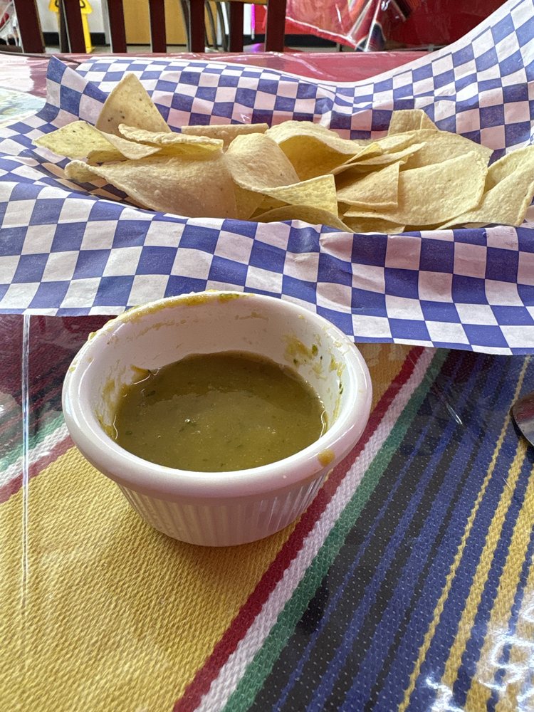 Chu Chu’s Tacos — Mexican restaurant in Hutchins