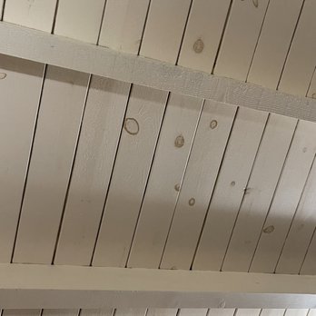 Rosarito Beach Hotel - Water stains on the ceiling - Hotels Near Me - Rosarito, BCN