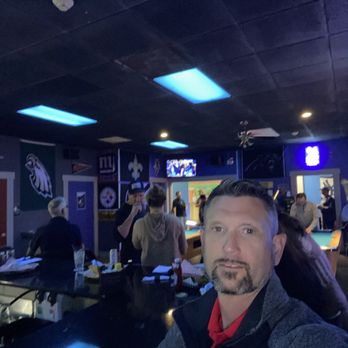 Mulligans Sports Bar & Grille - Thursday night at the bar - American Near Me - Fort Mill, South Carolina