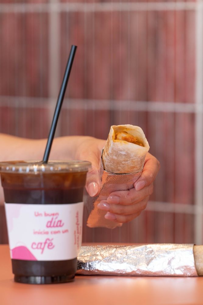 Mujer Divina Burrito & Coffee House