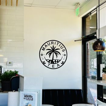 Mauritius Tea - Cute seating area - Bubble Tea Near Me - University Place, Washington