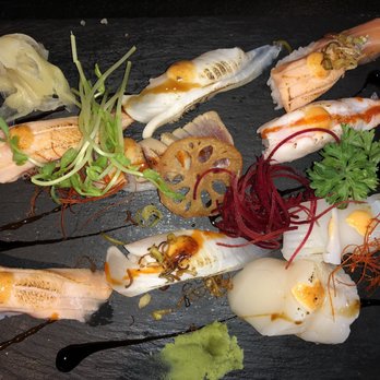 MiKi Sushi - Sushi Bars Near Me - Markham, Ontario