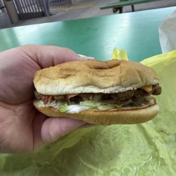 Poppa Burger - Big Poppa Bacon Cheeseburger - Burgers Near Me - Houston, Texas Poppa Burger - Big Poppa Bacon Cheeseburger - Burgers Near Me - Houston, Texas