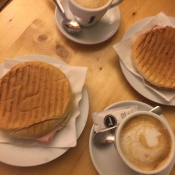 Tiana - Bikini y cafe con leche - Bakeries Near Me - Barcelona, B Tiana - Bikini y cafe con leche - Bakeries Near Me - Barcelona, B