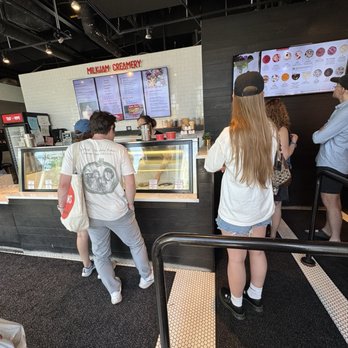 Milkjam Creamery - Ice Cream & Frozen Yogurt Near Me - Minneapolis, Minnesota