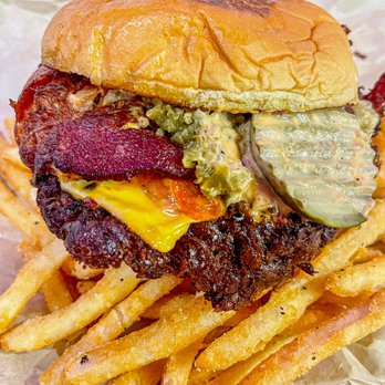 Hotline Burger - Hotline burger with beef bacon - Burgers Near Me - Houston, Texas Hotline Burger - Hotline burger with beef bacon - Burgers Near Me - Houston, Texas