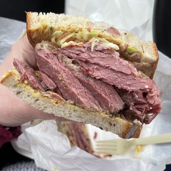 Dingfelder's Delicatessen - Warm corned beef sandwich with slaw and mustard, amazing and HUGE - Delis Near Me - Seattle, Washington