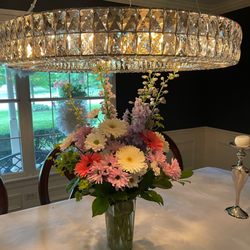 Paragon Flowers - Before the fun began, a beautiful centerpiece from our friends at Paragon in Geneva.